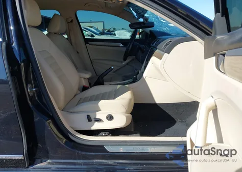 2018 Volkswagen Passat 2.0T Sel Premium z USA, uszkodzony, nr VIN 1VWCA7A32JC048379